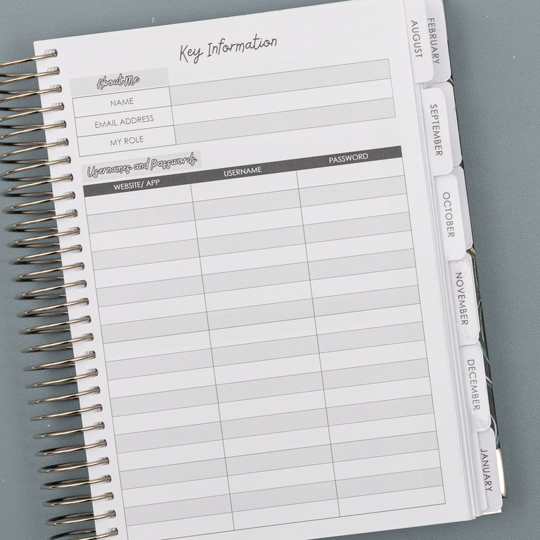 Daily Planner 2025|2026-Golden Pine