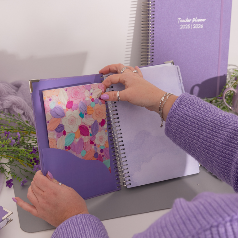 Teacher Training Planner 2025|2026- Lilac Shimmer