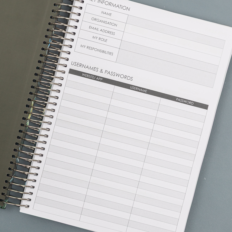 Weekly Planner 2025|2026- Moonlit Lake