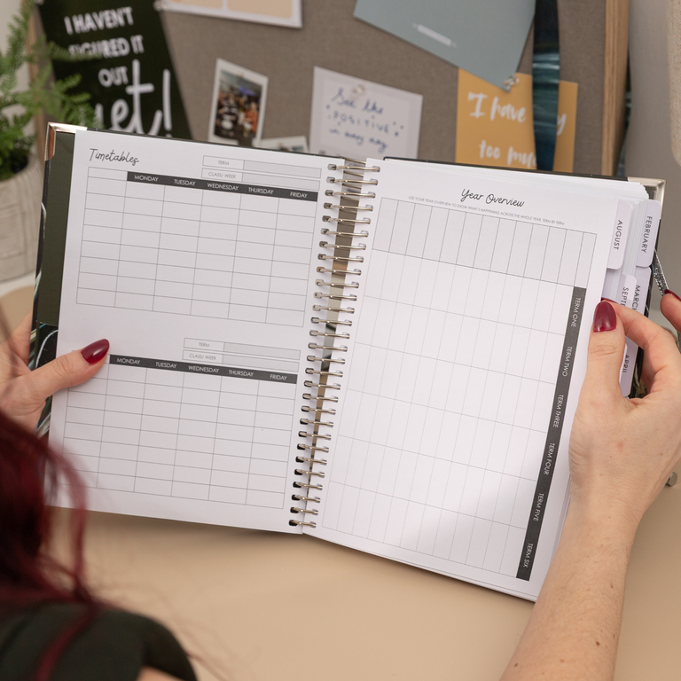 Daily Planner 2025|2026-Golden Pine