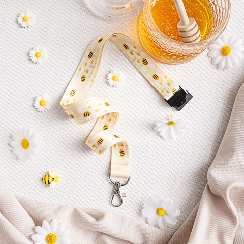 Lanyard:  Sweet Daisies
