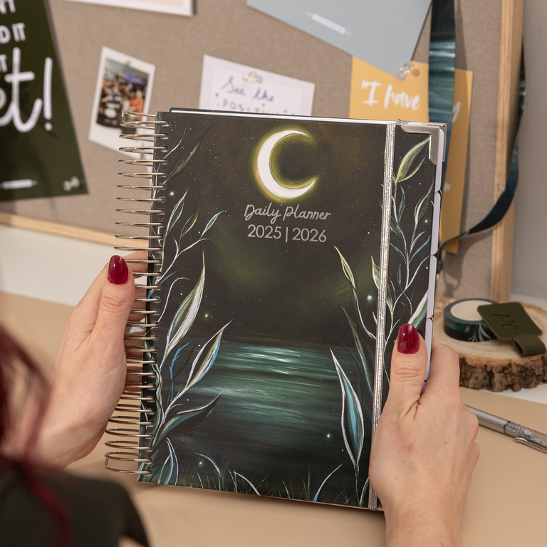 Daily Planner 2025|2026-Moonlit Lake