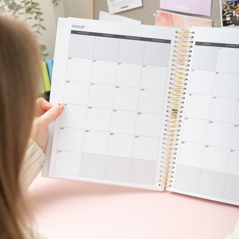 Weekly Planner 2026|2027- Iconic