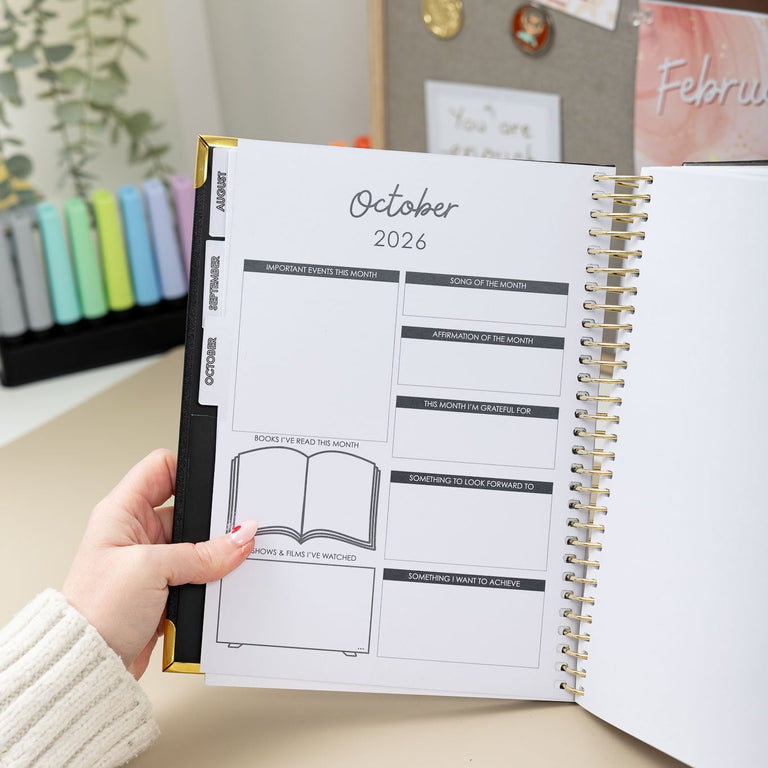 Daily Planner 2026|2027- Classic Black