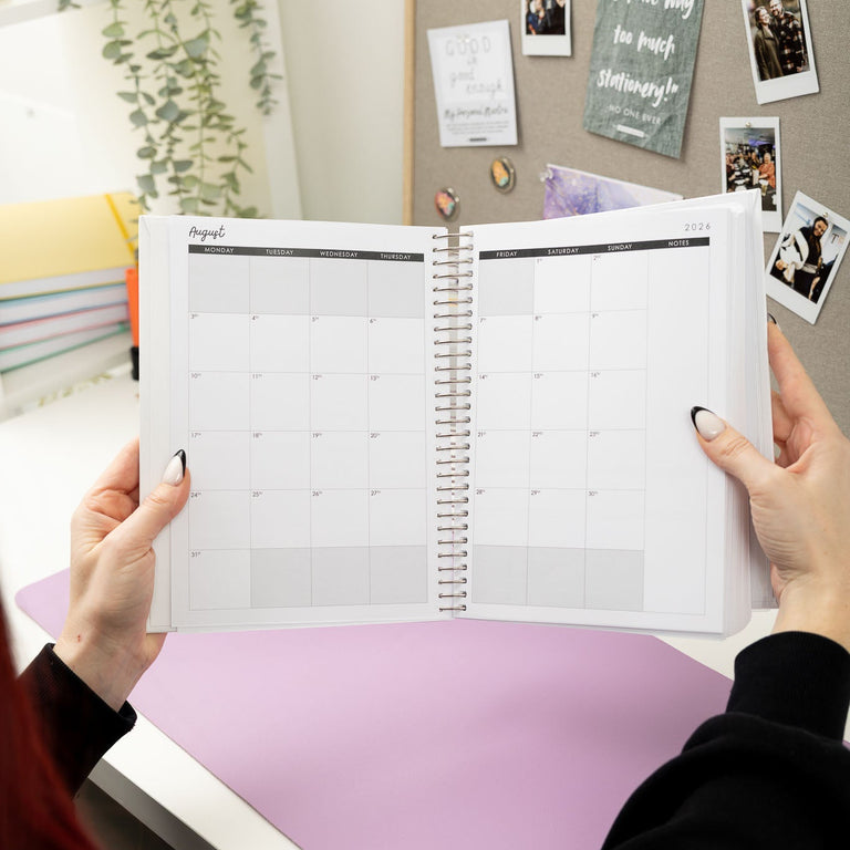 Daily Planner 2026|2027- Cosmic Dreamer