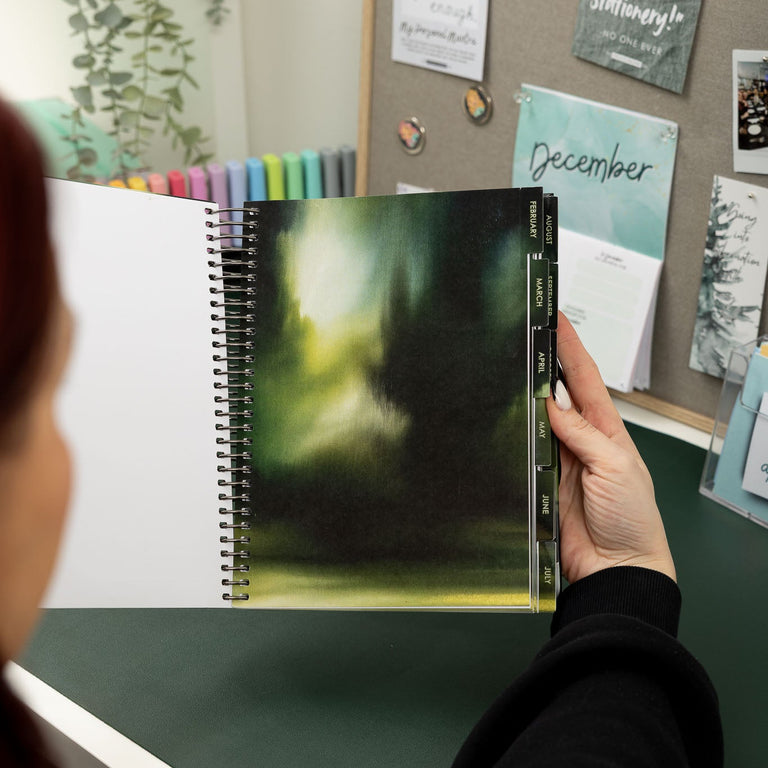 Daily Planner 2026|2027- Verdant Veil