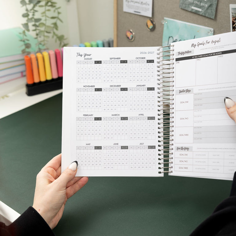 Daily Planner 2026|2027- Verdant Veil