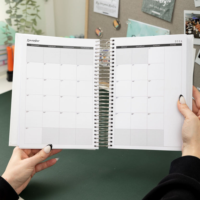 Daily Planner 2026|2027- Verdant Veil