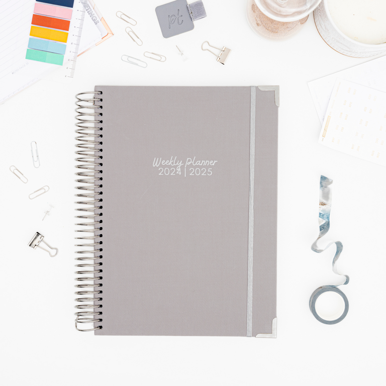 Stay on top of your game with our brand new TPTC Weekly Planner in dusk grey. With specially designed space to organise and set priorities for the week ahead, I don't think I could feel any more ready for 2024/2025! Perfect for any profession but ideal for non-teaching educators who need to plan their week without the need for the teacher records featured in our Teacher Planners. This planner has a linen cover in dusk grey, with silver hardware.
