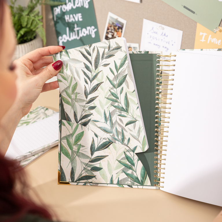 Daily Planner 2025|2026-Secret Garden