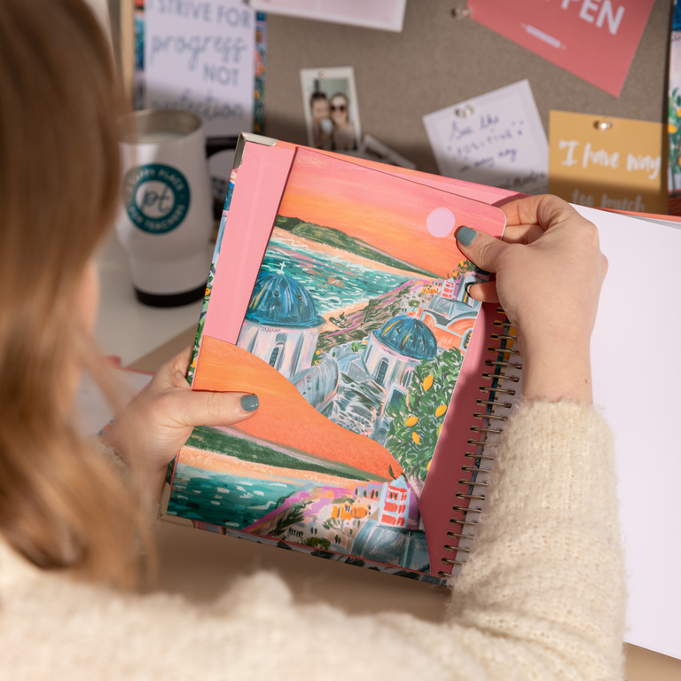 Daily Planner 2025|2026-Sunny Escape