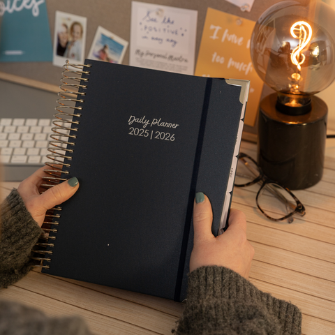 Daily Planner 2025|2026-Classic Navy