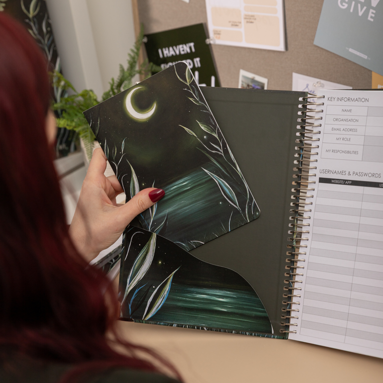 Weekly Planner 2025|2026- Moonlit Lake