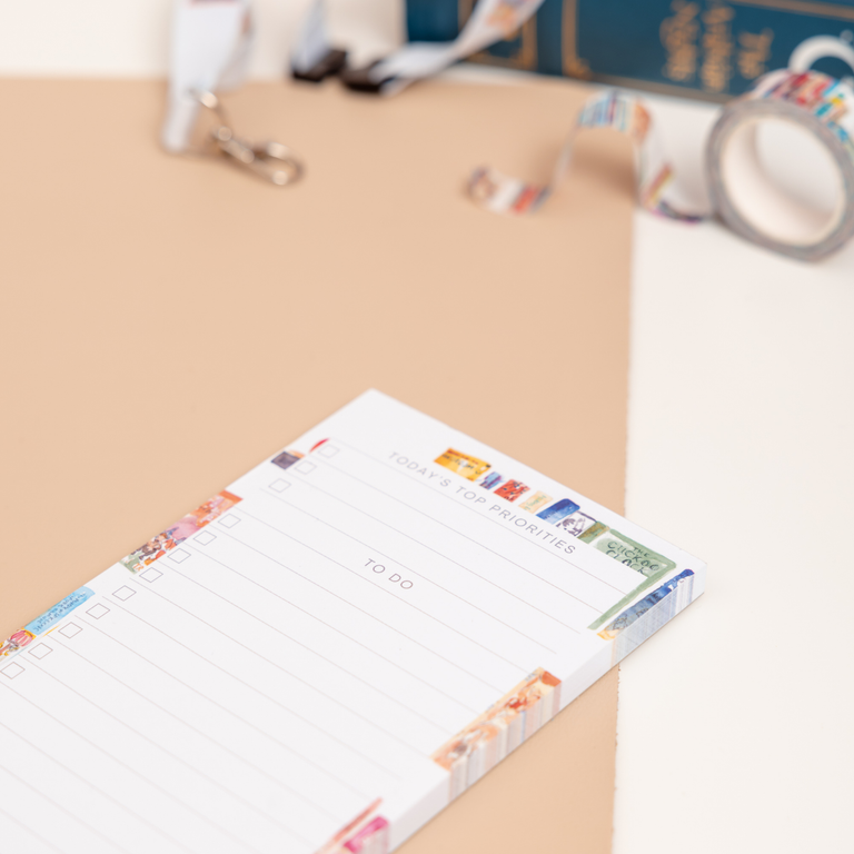 To Do List Pad: Our Bookshelf